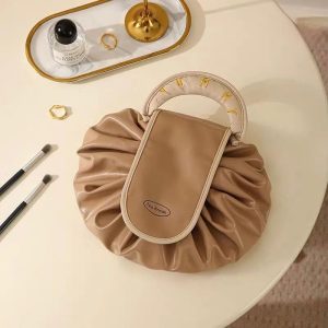 IMG-20260215-WA0013 folded makeup bag